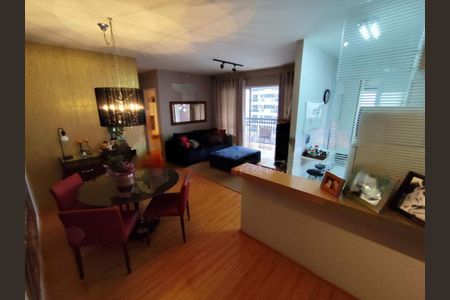 Apartamento à venda com 67m², 2 quartos e 1 vaga
