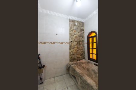 Casa à venda com 256m², 4 quartos e 5 vagasBanheiro Quarto 3 - Suíte