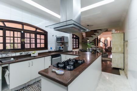 Casa à venda com 256m², 4 quartos e 5 vagasCozinha