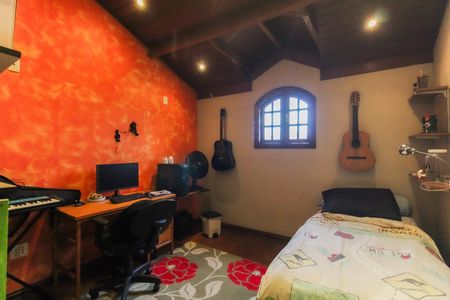 Casa à venda com 256m², 4 quartos e 5 vagasQuarto 4