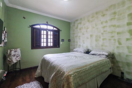 Casa à venda com 256m², 4 quartos e 5 vagasQuarto 2
