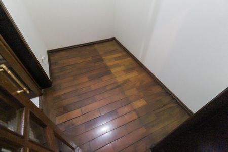 Casa à venda com 256m², 4 quartos e 5 vagasCloset Quarto 3 - Suíte