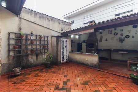 Casa à venda com 256m², 4 quartos e 5 vagasÁrea Externa