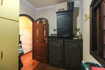 Casa à venda com 256m², 4 quartos e 5 vagasQuarto 1