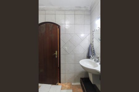Casa à venda com 256m², 4 quartos e 5 vagasBanheiro Social