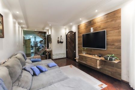 Sala de casa à venda com 4 quartos, 256m² em Jardim Nossa Senhora do Carmo, São Paulo
