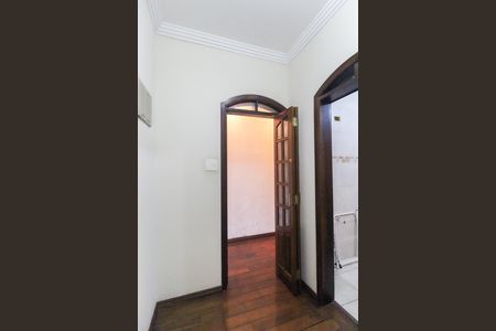 Casa à venda com 256m², 4 quartos e 5 vagasCloset Quarto 3 - Suíte