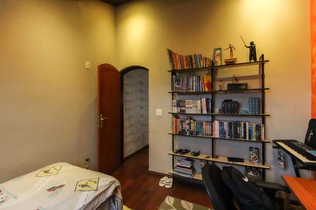 Casa à venda com 256m², 4 quartos e 5 vagasQuarto 4