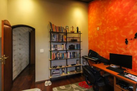 Casa à venda com 256m², 4 quartos e 5 vagasQuarto 4