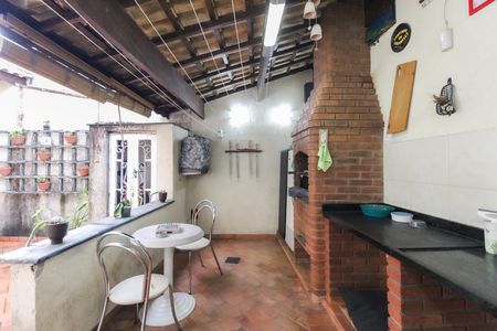 Casa à venda com 256m², 4 quartos e 5 vagasÁrea Externa - Churrasqueira