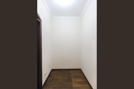 Casa à venda com 256m², 4 quartos e 5 vagasCloset Quarto 3 - Suíte