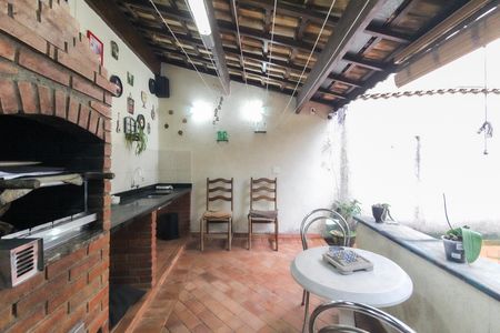 Casa à venda com 256m², 4 quartos e 5 vagasÁrea Externa - Churrasqueira