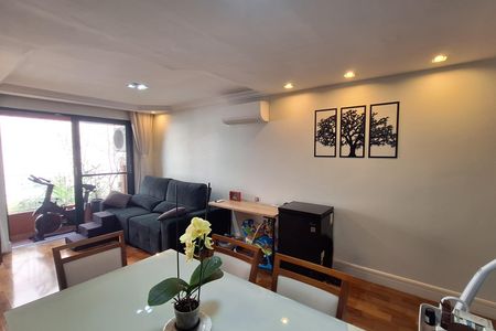 Apartamento à venda com 79m², 3 quartos e 2 vagas Apartamento à venda com 79m², 3 quartos e 2 vagasSala de Jantar