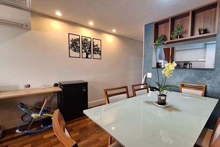 Apartamento à venda com 79m², 3 quartos e 2 vagas Apartamento à venda com 79m², 3 quartos e 2 vagasSala de Jantar