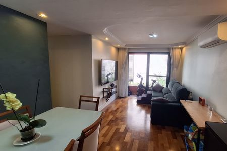 Apartamento à venda com 79m², 3 quartos e 2 vagas Apartamento à venda com 79m², 3 quartos e 2 vagasSala de Jantar