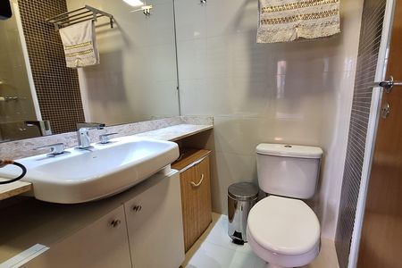 Apartamento à venda com 79m², 3 quartos e 2 vagas Apartamento à venda com 79m², 3 quartos e 2 vagasBanheiro da Suíte
