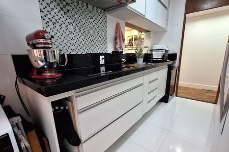 Apartamento à venda com 79m², 3 quartos e 2 vagas Apartamento à venda com 79m², 3 quartos e 2 vagasCozinha