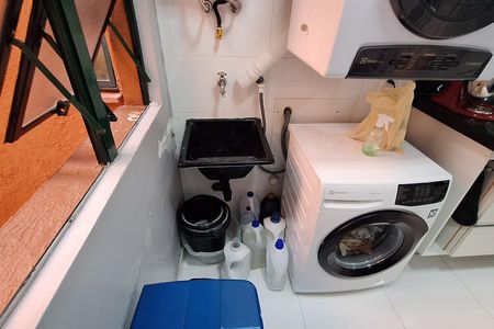 Apartamento à venda com 79m², 3 quartos e 2 vagas Apartamento à venda com 79m², 3 quartos e 2 vagasÁrea de Serviço