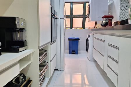 Apartamento à venda com 79m², 3 quartos e 2 vagas Apartamento à venda com 79m², 3 quartos e 2 vagasCozinha