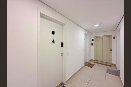 Apartamento à venda com 27m², 1 quarto e sem vagaHall Apartamento 