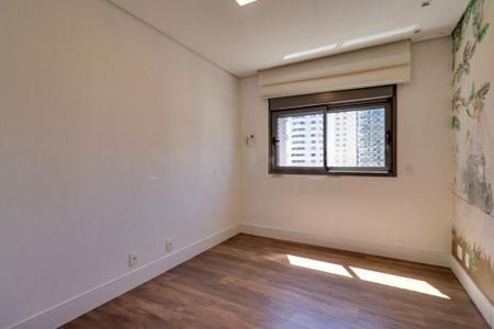 Apartamento à venda com 192m², 3 quartos e 4 vagas
