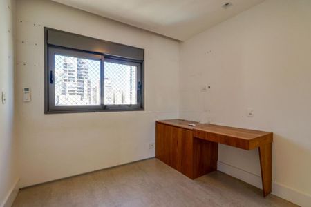 Apartamento à venda com 192m², 3 quartos e 4 vagas