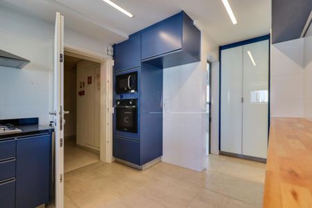 Apartamento à venda com 192m², 3 quartos e 4 vagas