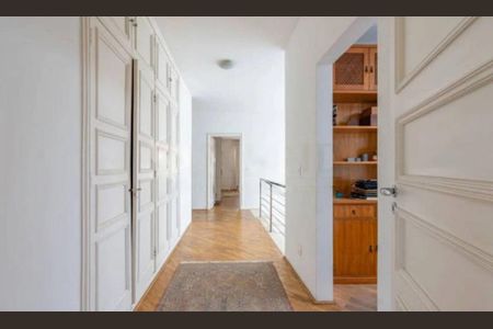 Casa à venda com 4 quartos, 550m² em Brooklin, São Paulo