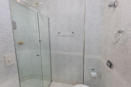 Apartamento para alugar com 142m², 3 quartos e 1 vaga Apartamento para alugar com 142m², 3 quartos e 1 vagaBanheiro da Suíte 1