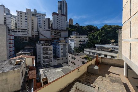 Apartamento para alugar com 142m², 3 quartos e 1 vaga Apartamento para alugar com 142m², 3 quartos e 1 vagaVista do Quarto 2