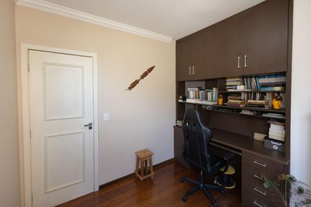 Apartamento para alugar com 142m², 3 quartos e 1 vaga Apartamento para alugar com 142m², 3 quartos e 1 vagaQuarto 1