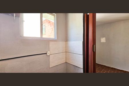 Cozinha de apartamento para alugar com 2 quartos, 40m² em Cidade Tiradentes, São Paulo