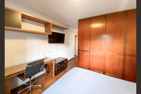 Apartamento à venda com 161m², 4 quartos e 3 vagas