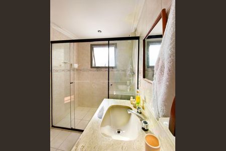 Apartamento à venda com 161m², 4 quartos e 3 vagas