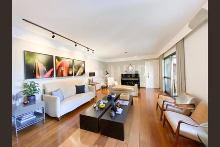Apartamento à venda com 161m², 4 quartos e 3 vagas