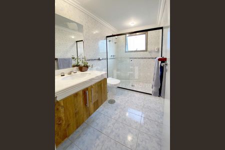 Apartamento à venda com 161m², 4 quartos e 3 vagas