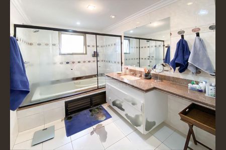 Apartamento à venda com 161m², 4 quartos e 3 vagas
