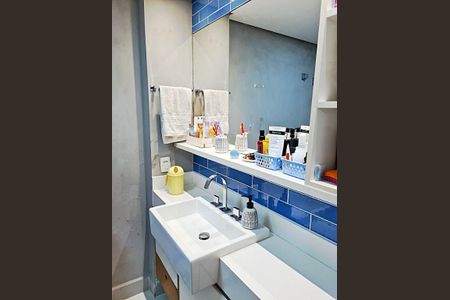 Apartamento à venda com 121m², 3 quartos e 1 vaga