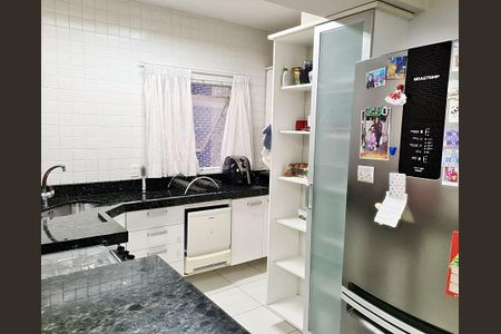 Apartamento à venda com 121m², 3 quartos e 1 vaga