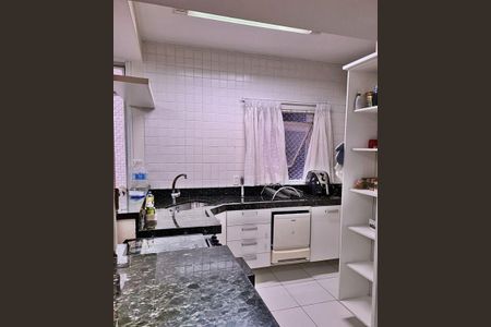 Apartamento à venda com 121m², 3 quartos e 1 vaga