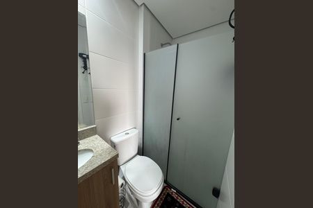 Apartamento à venda com 64m², 2 quartos e 2 vagas Apartamento à venda com 64m², 2 quartos e 2 vagasBanheiro da Suíte 1