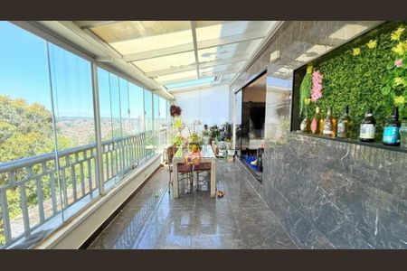 Apartamento à venda com 120m², 3 quartos e 2 vagas