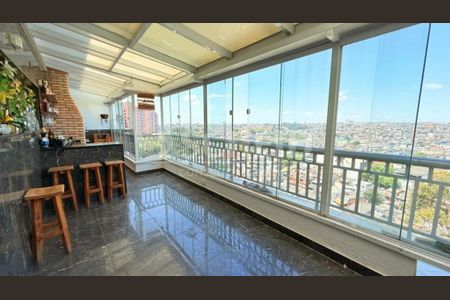 Apartamento à venda com 120m², 3 quartos e 2 vagas