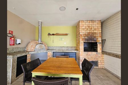 Apartamento para alugar com 72m², 2 quartos e 2 vagasÁrea comum - Churrasqueira