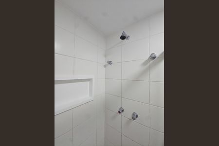 Apartamento para alugar com 72m², 2 quartos e 2 vagaschuveiro 