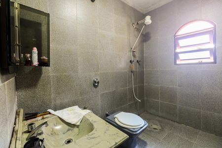 Casa à venda com 500m², 3 quartos e 2 vagasBanheiro Suíte 