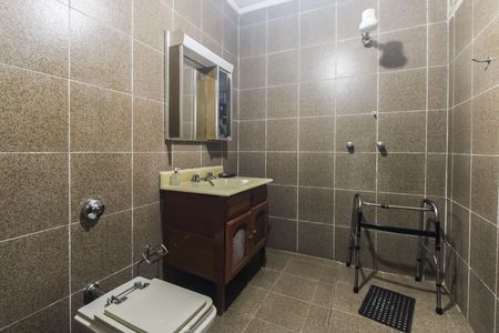Casa à venda com 500m², 3 quartos e 2 vagasBanheiro Social 