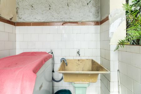 Casa à venda com 500m², 3 quartos e 2 vagasÁrea de Serviço 