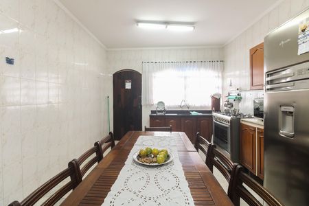 Casa à venda com 500m², 3 quartos e 2 vagasCozinha 