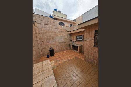 Casa à venda com 225m², 4 quartos e 7 vagas